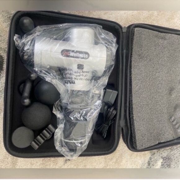 NEW VBX PRO SERIES 6 PIECE PERCUSSION MASSAGE GUN - Picture 7 of 10